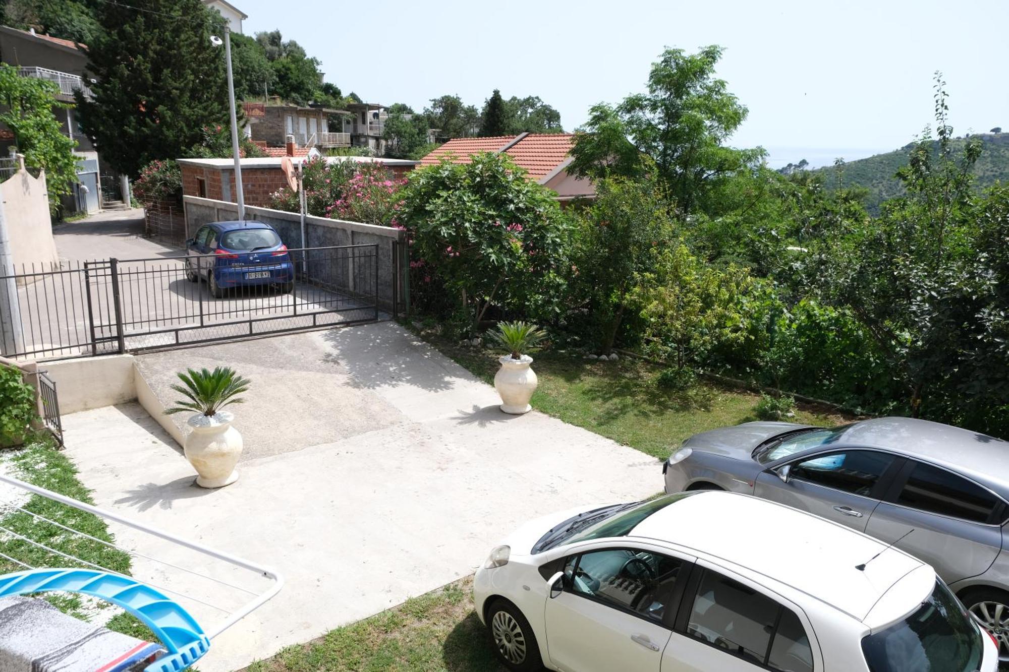 Apartmani Janosevic Sutomore Bilik gambar